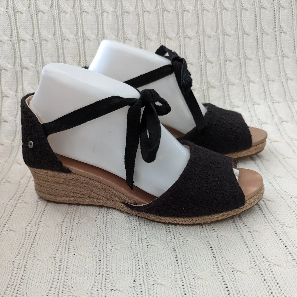 Ugg Delmar Espridrille Wedge‎ Sandals 9 Black 1003496 Wedges Tie Sandal